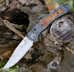 Benchmade 15085-201 Mini Crooked River-Gold Class, 3.4" Damasteel Blade, Marble Carbon Fiber Handle -Benchmade Knife Shop 15085 201.6 63619.1580411280