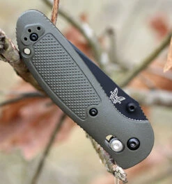 Benchmade Mini Griptilian 556SBKOD-S30V, 2.91" S30V Black Drop Point Combo Blade, OD Green Noryl GTX Handle 9 Benchmade Mini Griptilian 556SBKOD-S30V, 2.91" S30V Black Drop Point Combo Blade, OD Green Noryl GTX Handle -Benchmade Knife Shop 556sbkod s30v.3 91813.1566586195