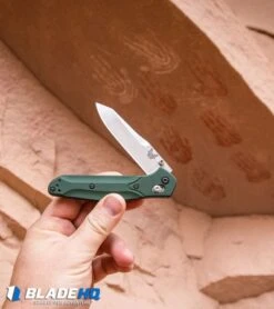 Benchmade 940 Osborne AXIS Lock Knife Green (3.4" Satin) -Benchmade Knife Shop Benchmade Osborne AXIS Lock Knife Green Satin 940 BHQ0160 kp canyonlands petroglyph web