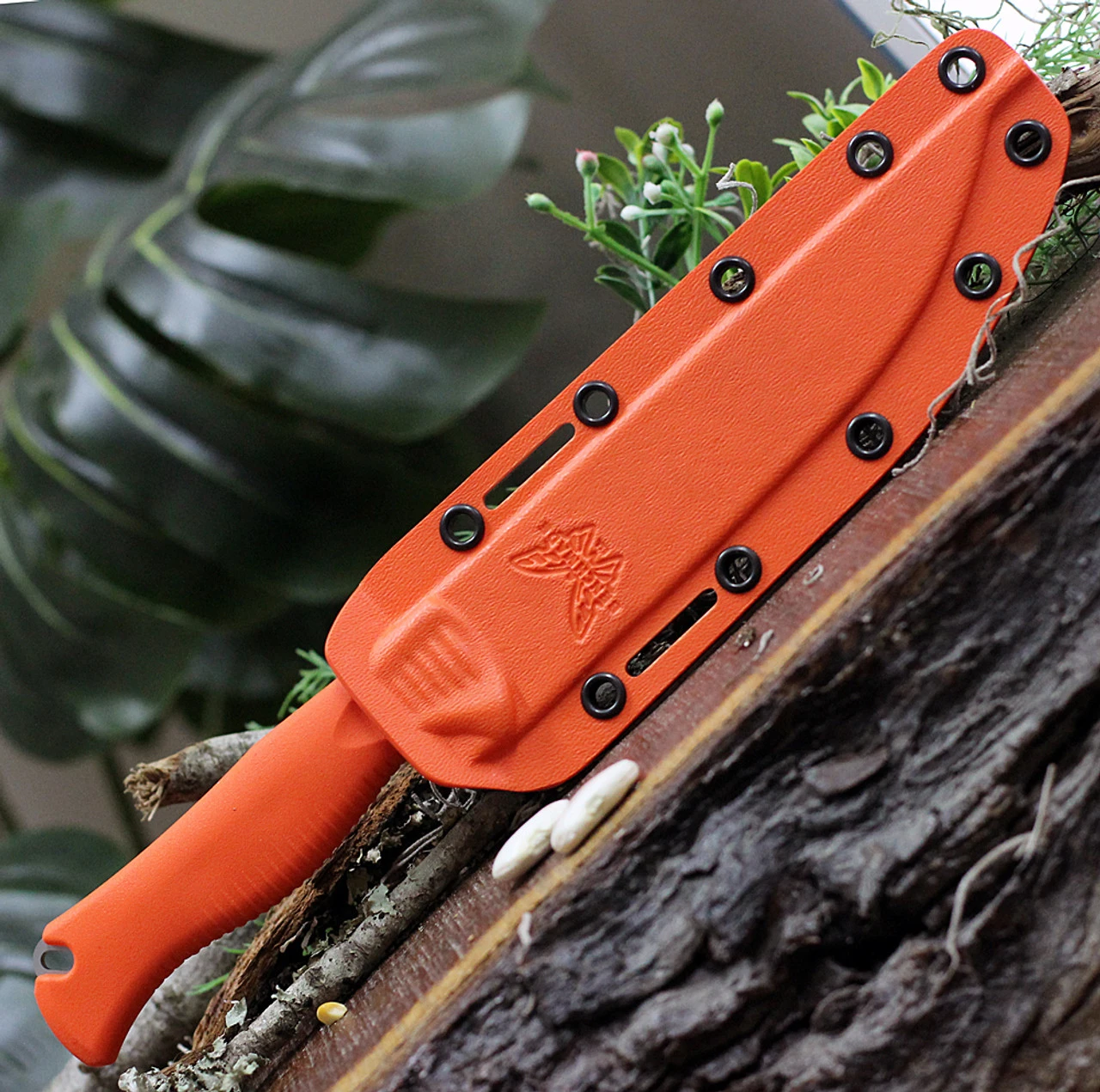 Benchmade Meatcrafter - Org Santoprene (6.09" CPM-154) 15500 6 Benchmade Meatcrafter - Org Santoprene (6.09" CPM-154) 15500 - Image 4